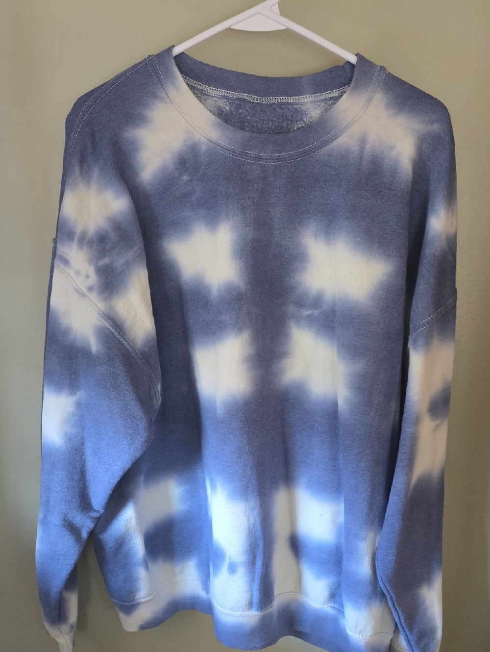 Blue and White Tie-Dye Crewneck Sweatshirt